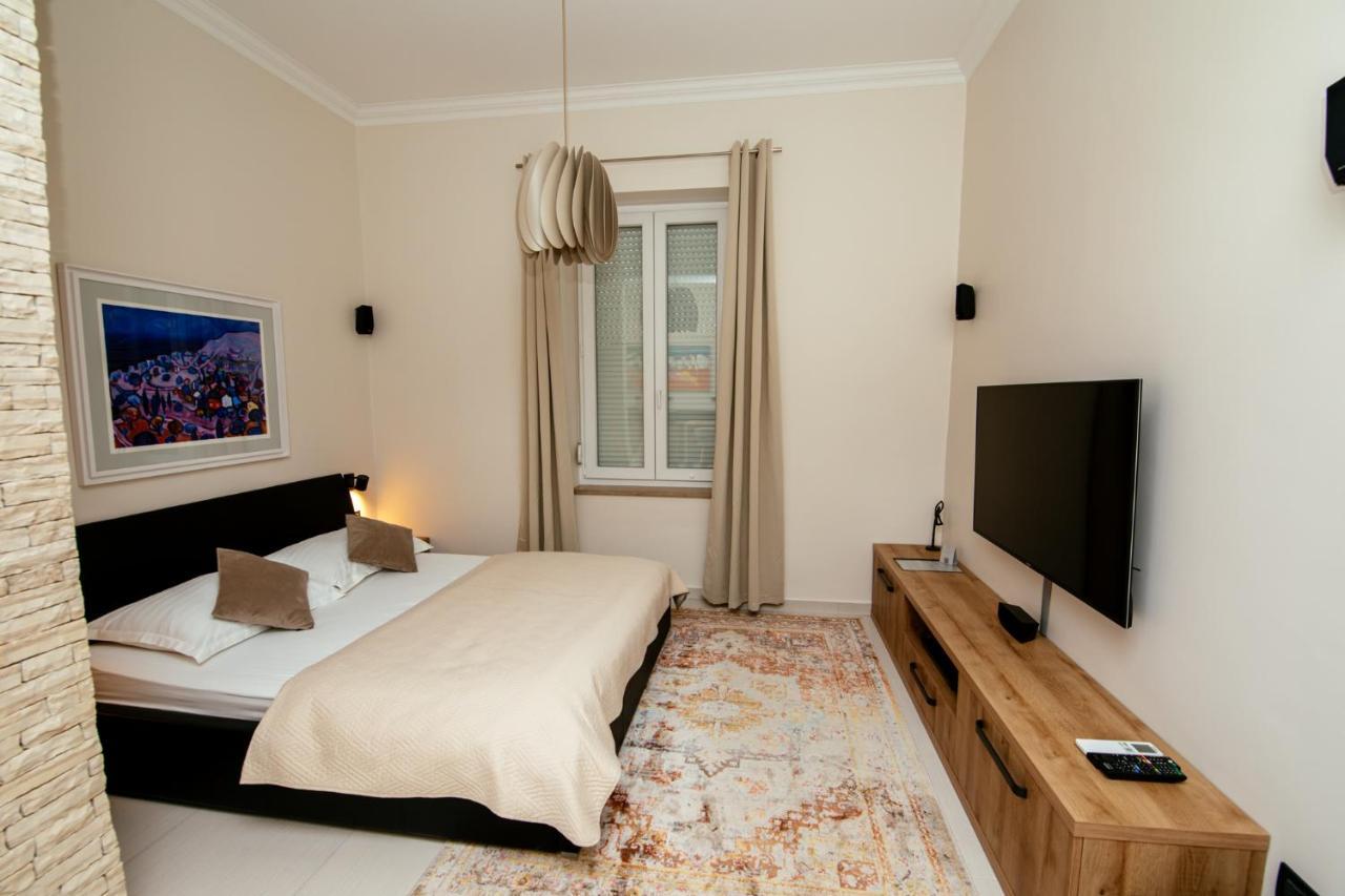 City Harbour Deluxe Suites Zadar Buitenkant foto