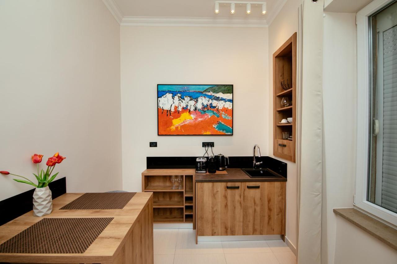 City Harbour Deluxe Suites Zadar Buitenkant foto
